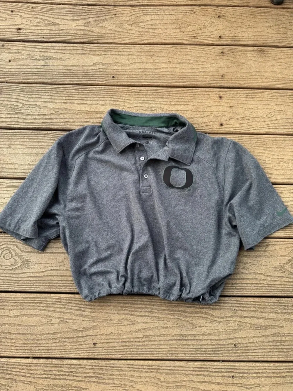 Nike cropped grey